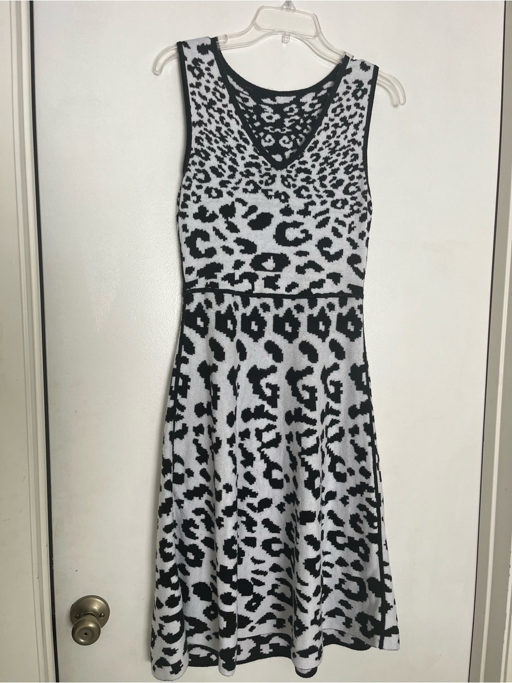 Sleeveless Black and White Leopard-Print Knit Midi Dress